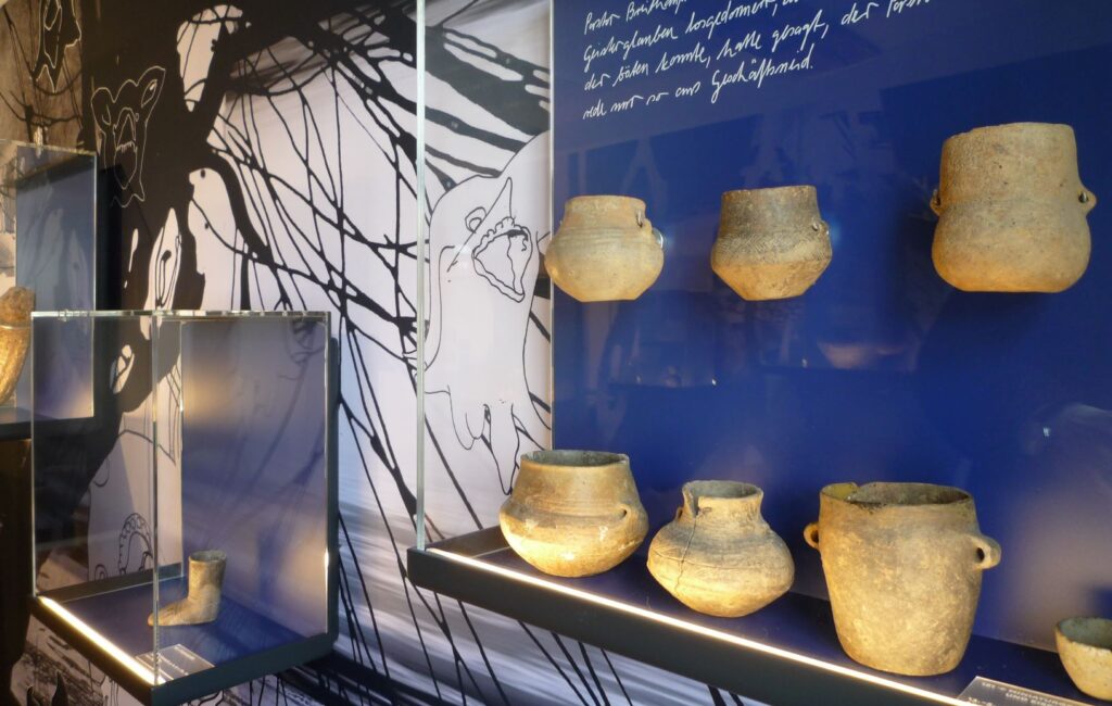 Museum Angermünde_Vasen_presse